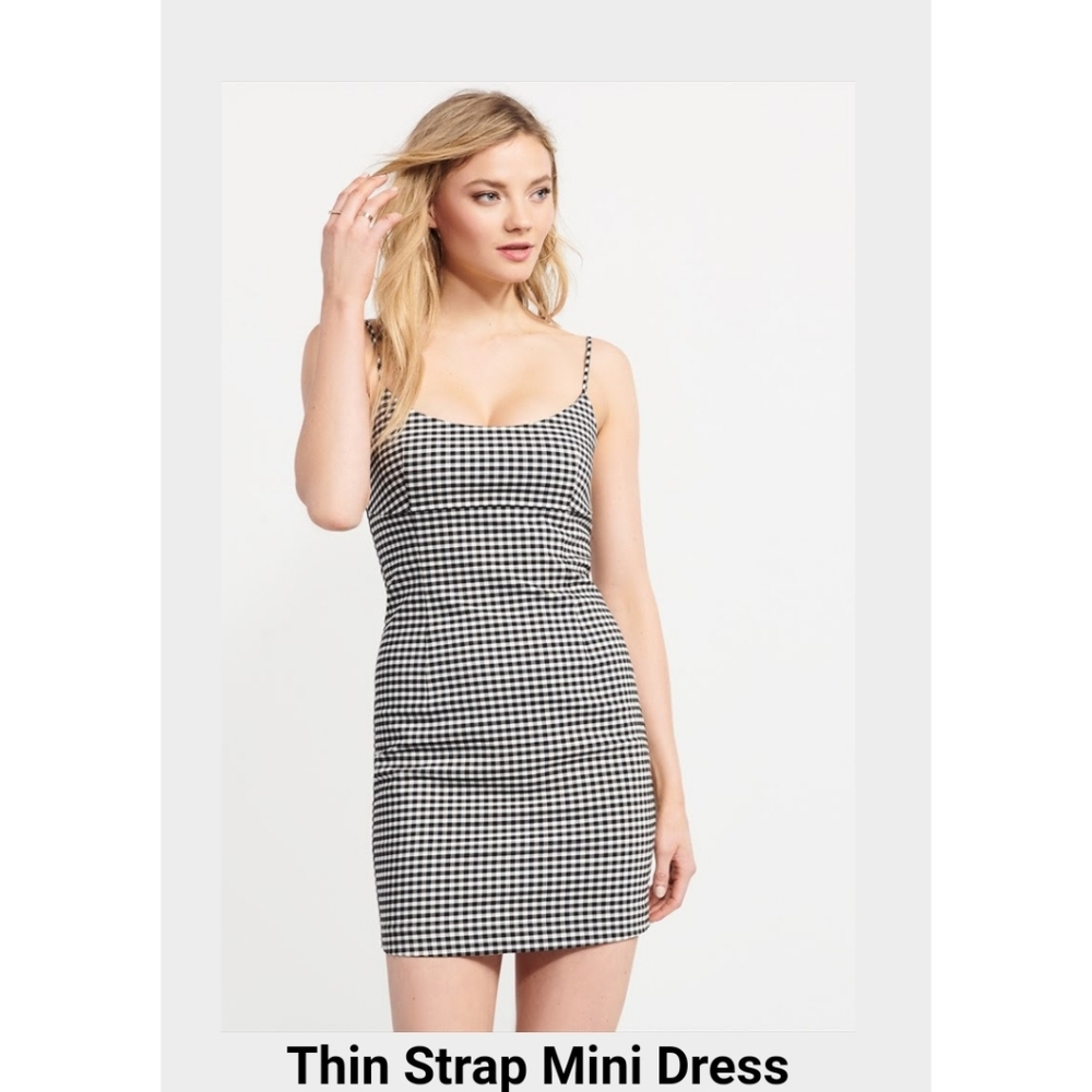 Dynamite checkered mini dress 👗